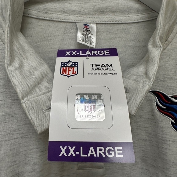 New Women’s Tennessee Titans Pullover Sleepwear - Picture 5 of 9